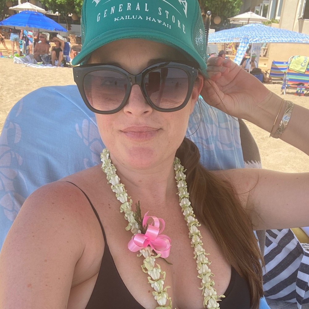 Meet your Posher, Laurel